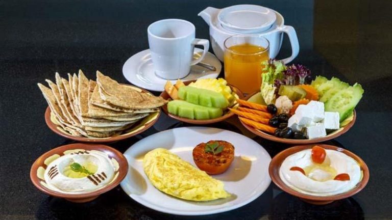 Oruç süresini kısaltmak için sahurunuzu mümkün olduğu kadar geç yapın.