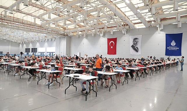 Yaz dönemi öncesinde öğrencilerini mezun eden İBB Teknoloji Atölyeleri, 2024-2025 öğrenci alımına hazırlanıyor – EĞİTİM