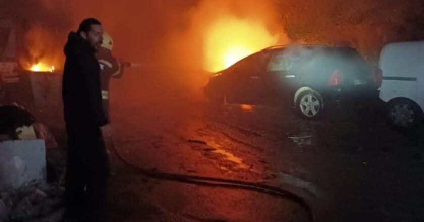 Bodrum sanayi sitesine yıldırım düştü: İki araç kül oldu! – Türkiye’den son dakika haberleri