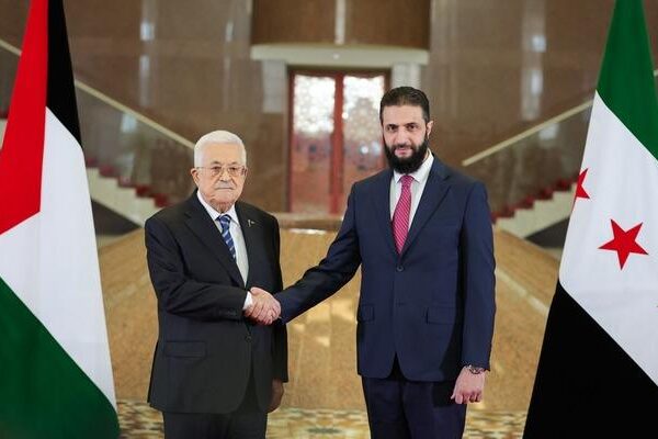 Suriye Cumhurbaşkanı Şara ve Filistin Cumhurbaşkanı Abbas bir araya geldi
