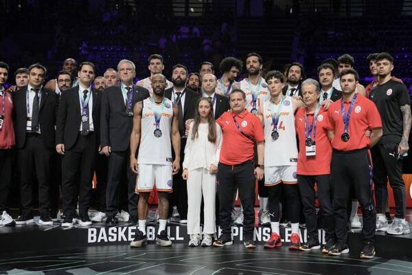 Galatasaray'ın erkek basketbol takımı Sepet Şampiyonlar Ligi'nin ikinci yerini tamamladı