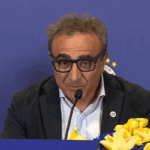 Fenerbahçe’nin yeni sponsoru Chobani’nin CEO’su Hamdi Ulukaya’nın imza töreninde kullandığı ‘Türkiyeliler’ kelimesi olay oldu! İşte tepkiler…