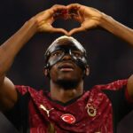 Osimhen depremi! Oyuna devam edemedi, gözyaşlarına hakim olamadı