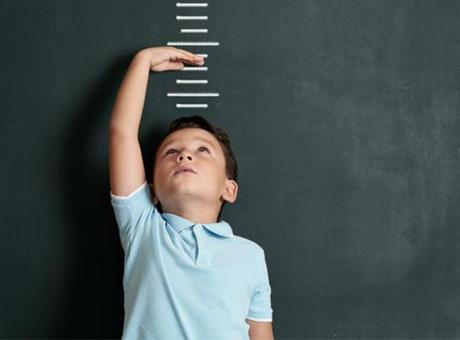 Çocuklarda Boy Kısalığı Sorunu: ‘Büyüme Dönemindeki Her Ay Önemli’