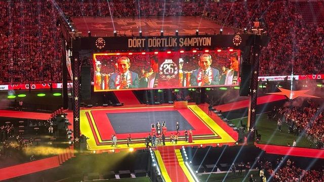 Galatasaray’ın bir gecede kazandığı para dudak uçuklattı!