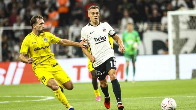Leandro Trossard ilk kez Beşiktaş formasını giydi
